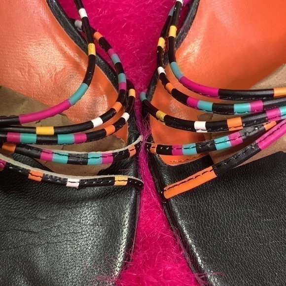 "Size 9 Colin Stuart Lace-Up Leather Strap Sandals: Black Multi-Color - Trendy - Picture 3 of 12